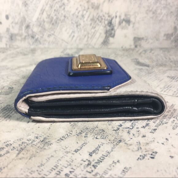 Marc by Marc Jacobs  trifold leather wallet - Picture 5 of 10